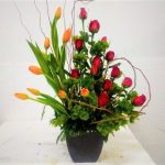 Arreglo con Tulipanes y Rosas