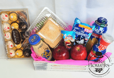 Caja de Snacks con Ferrero