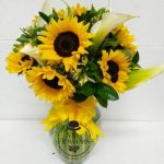Girasoles y alcatraz en Jarrón